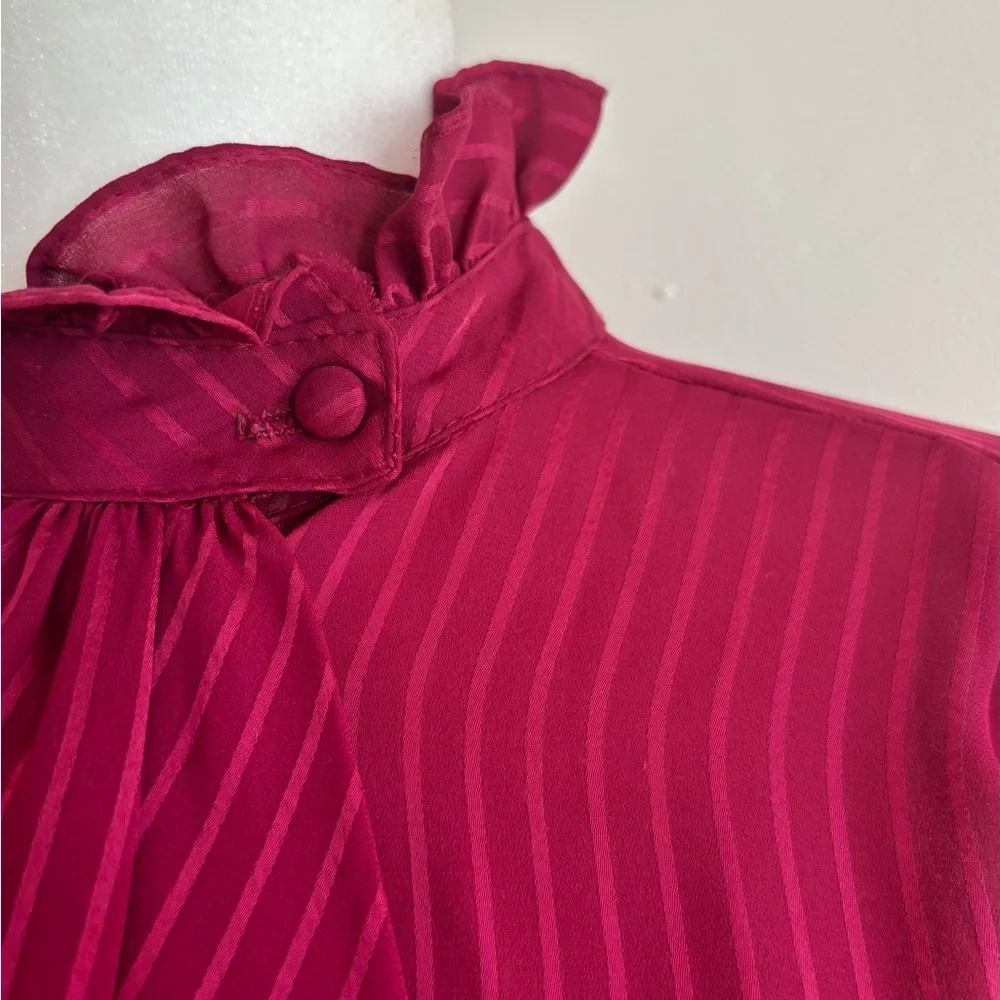 Vintage At Once Scarf collared blouse  Bow Detail size small - Picture 3 of 12